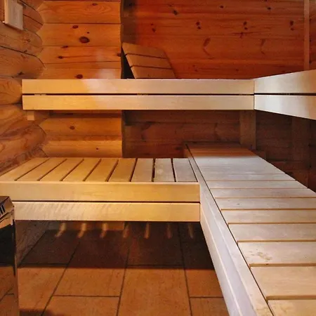 Сasa de vacaciones In Mit Garten *